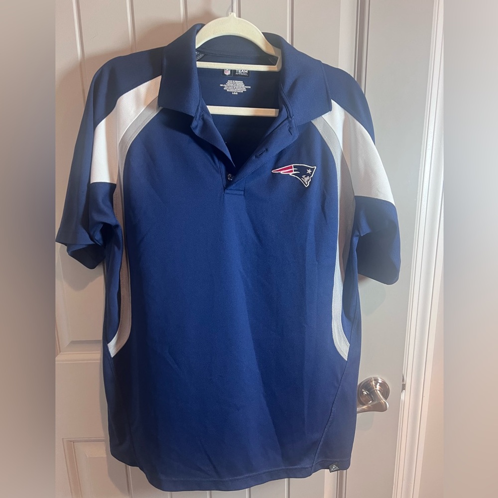 NFL New England Patriots Team apparel. Men’s polo size L